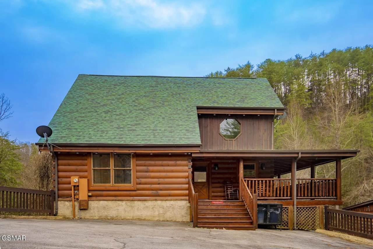 1928 Bear Creek Falls Way - Photo 1