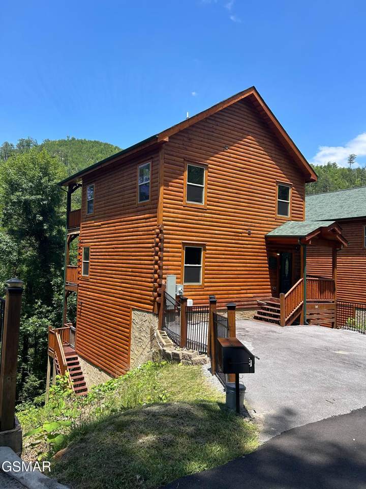 842 Black Bear Cub Way - Photo 1