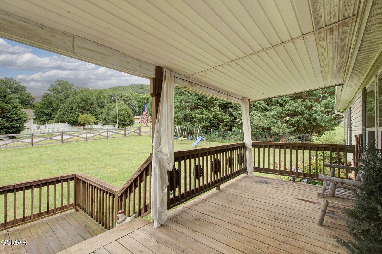 https://bt-photos.global.ssl.fastly.net/gsmar/1280_boomver_1_312494-2.jpg