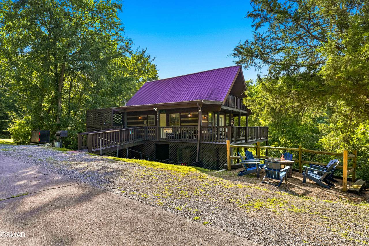 1455 Honey Oaks Way - Photo 1