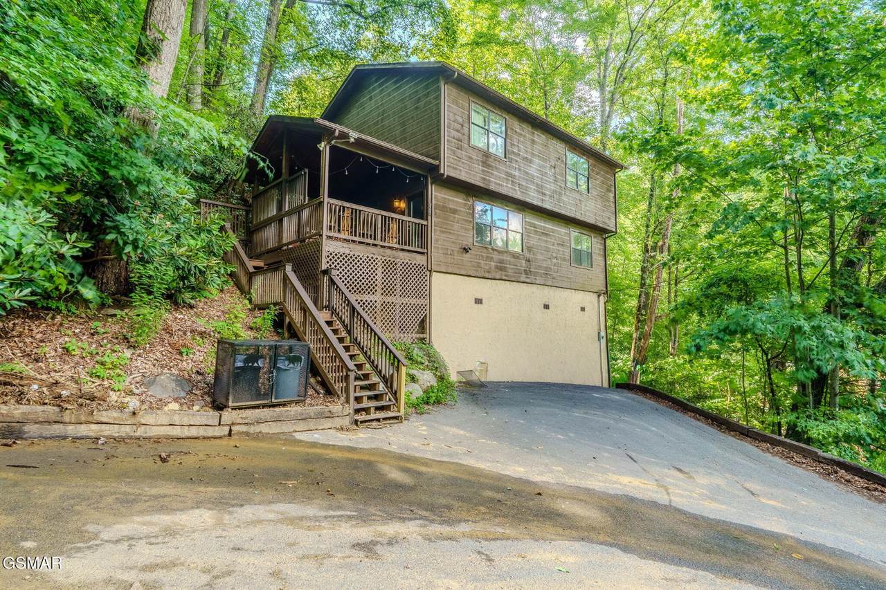 937 Ski Mountain Road - Photo 1
