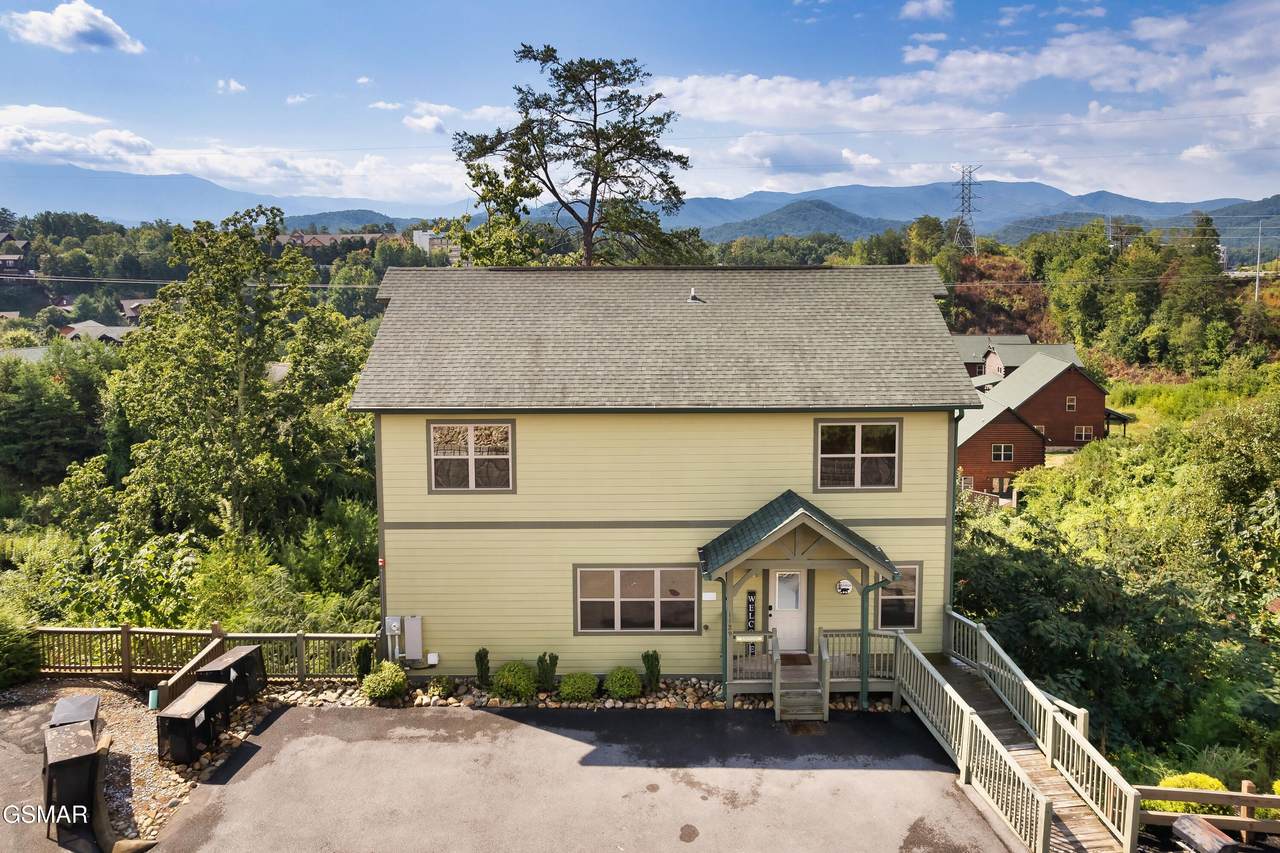 1129 Cove Falls Way - Photo 1