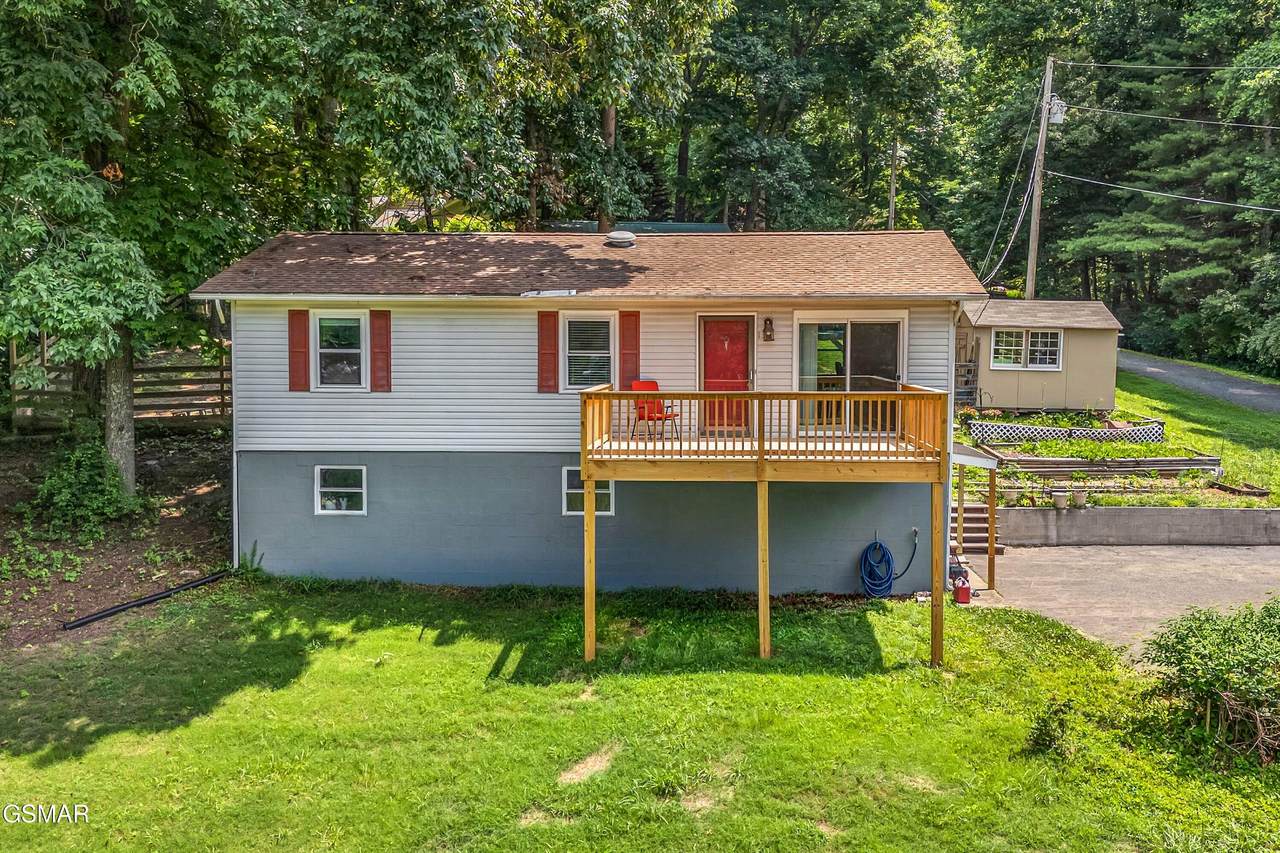 131 Delozier Lane - Photo 1