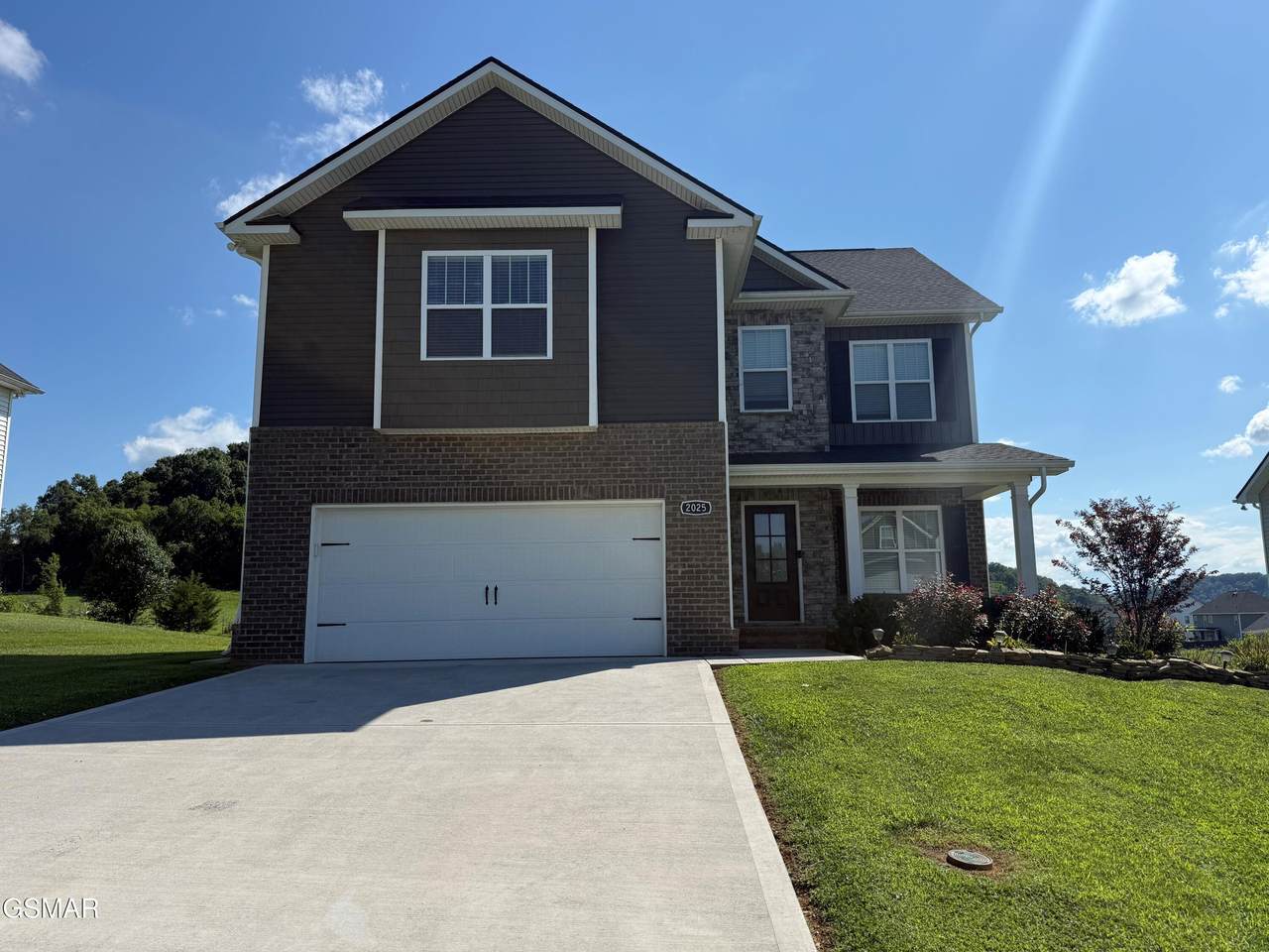 2025 Farm Boulevard - Photo 1