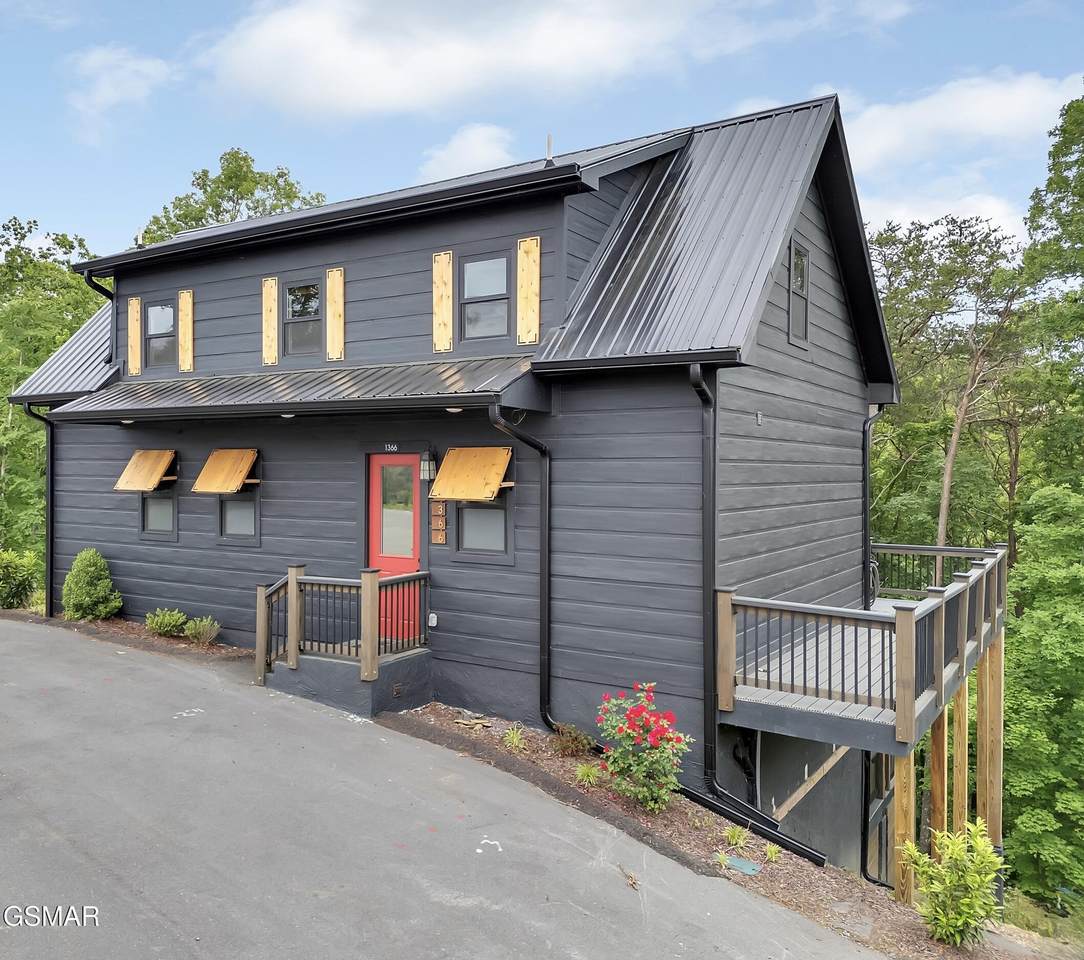 1366 Lake Haven Way - Photo 1