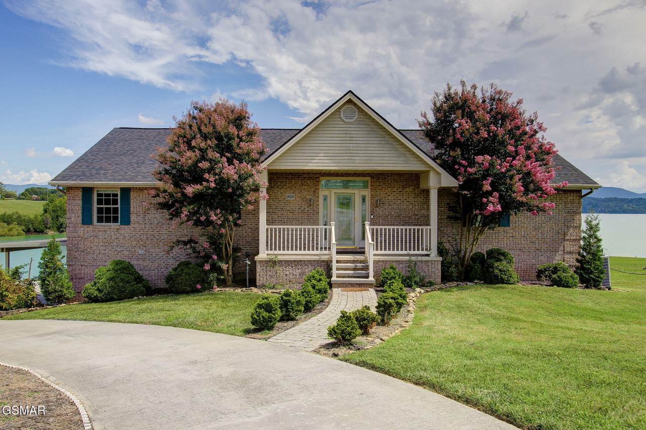 1820 Harbor Hills Lane - Photo 1