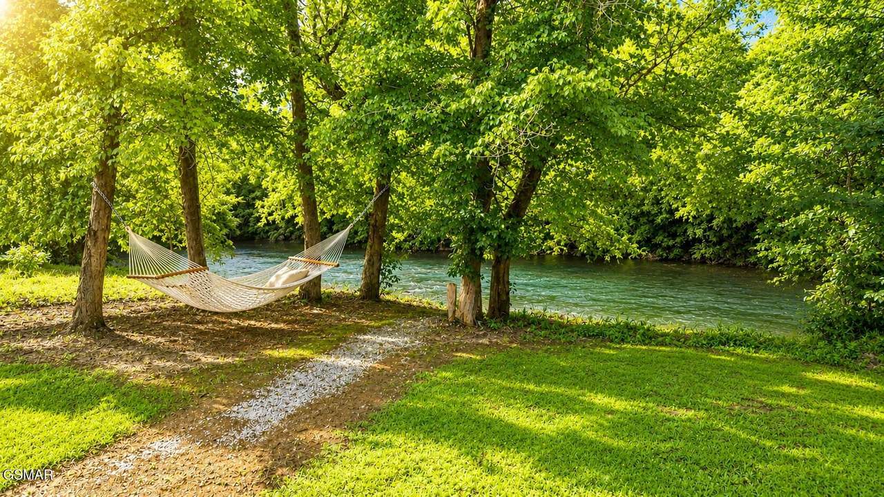 https://bt-photos.global.ssl.fastly.net/gsmar/1280_boomver_1_313010-2.jpg