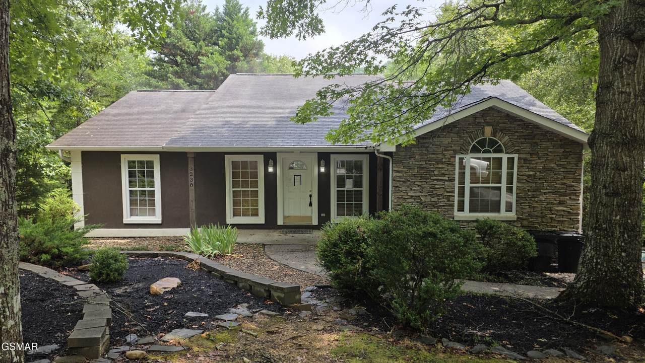 3230 Cove Creek Way - Photo 1