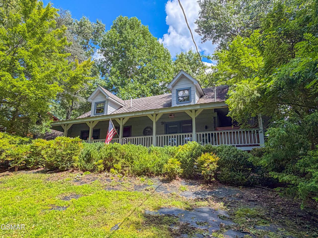 440 Deer Path Lane - Photo 1