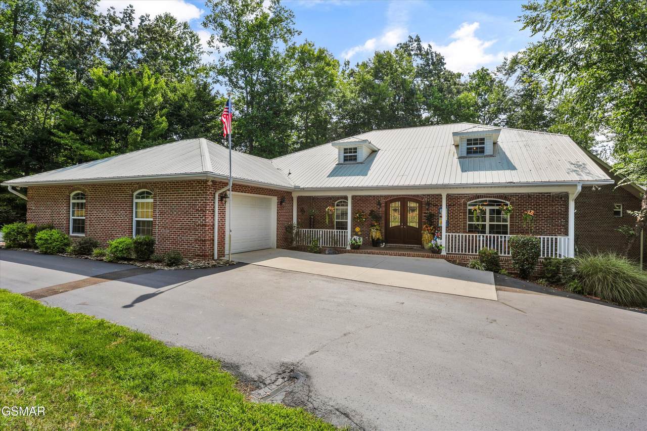 860 Black Fox Harbor Road - Photo 1