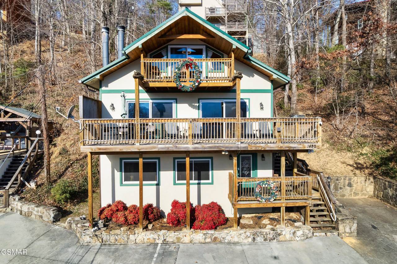 1480 Zurich Road - Photo 1
