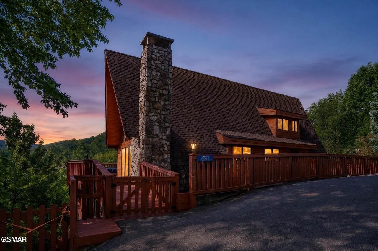 1109 Ski View Drive - Photo 1