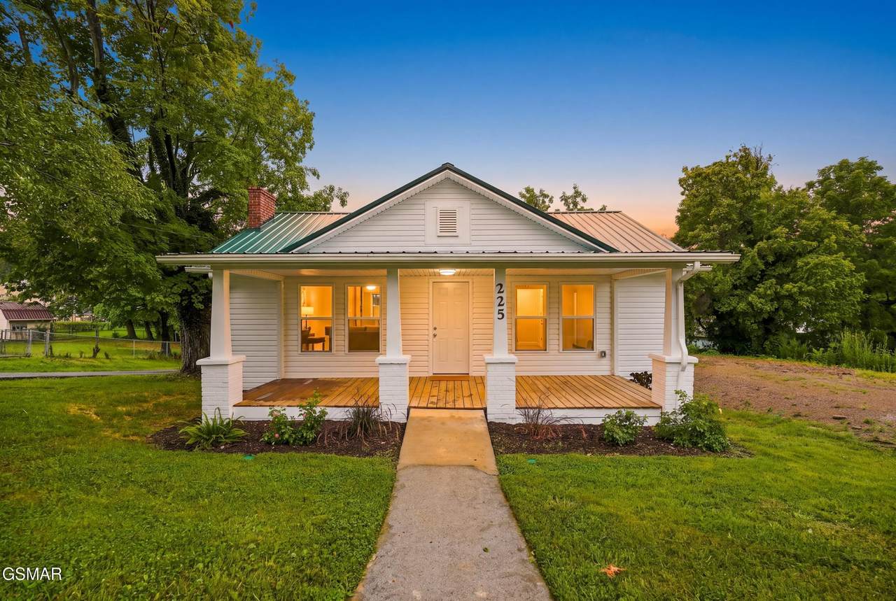 225 Glen Avenue - Photo 1