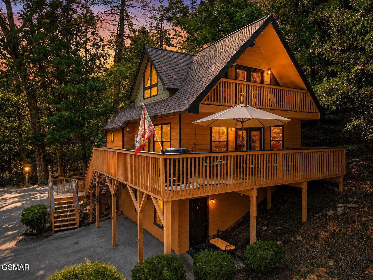318 Greenwood Way - Photo 1