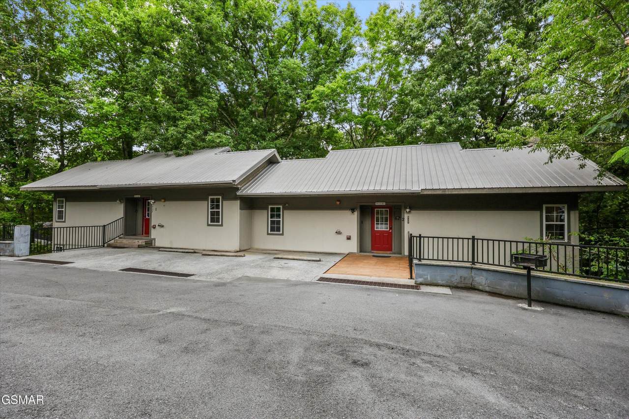 537 Johnson Lane - Photo 1