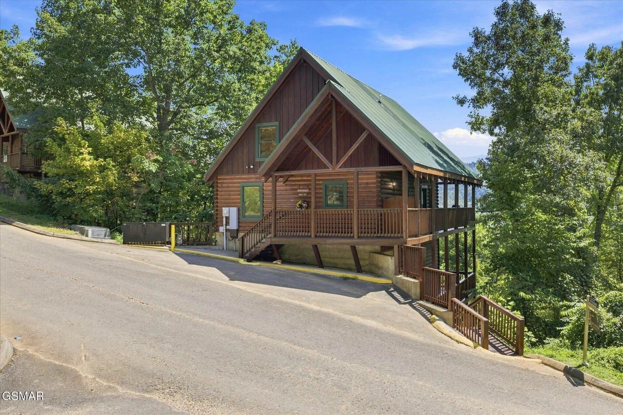 4626 Nottingham Heights Way - Photo 1