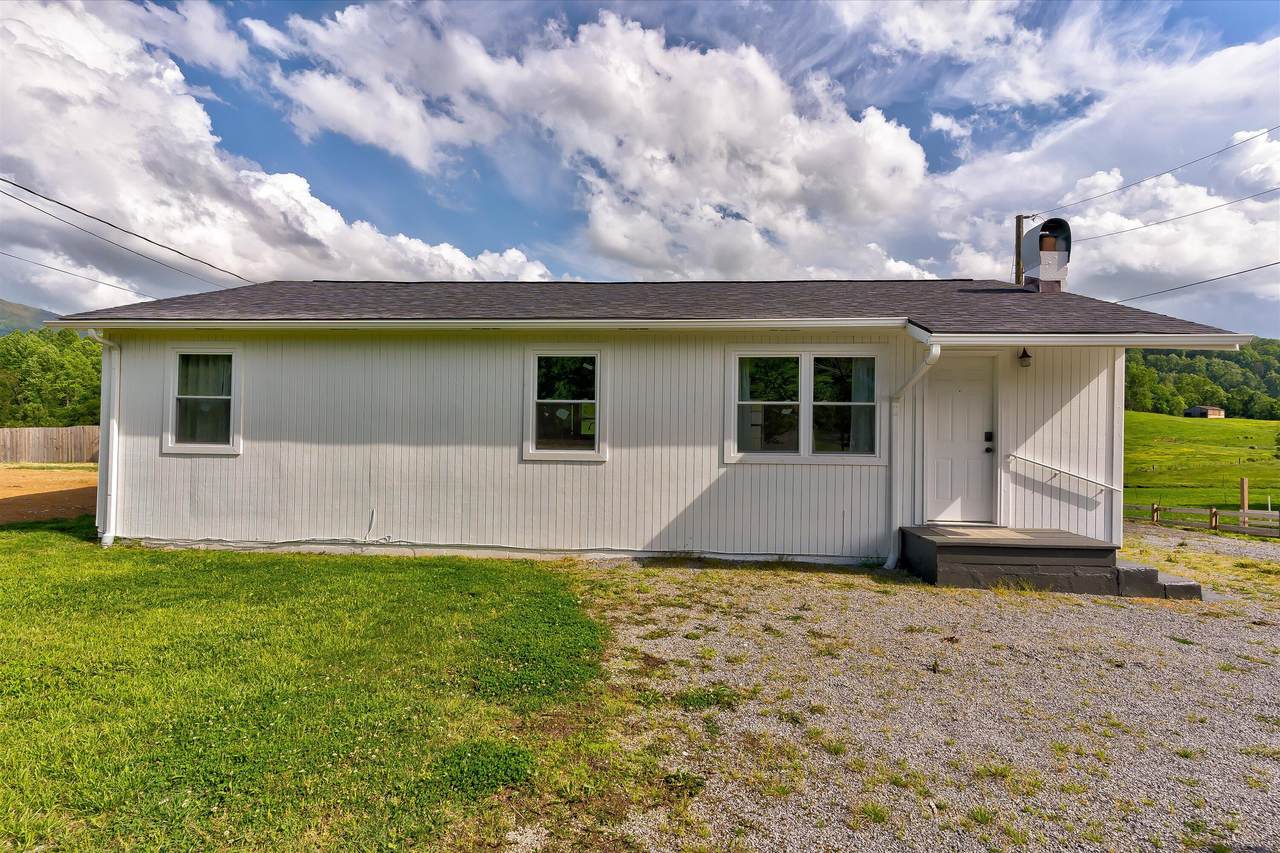 3989 Wears Valley Road - Photo 1