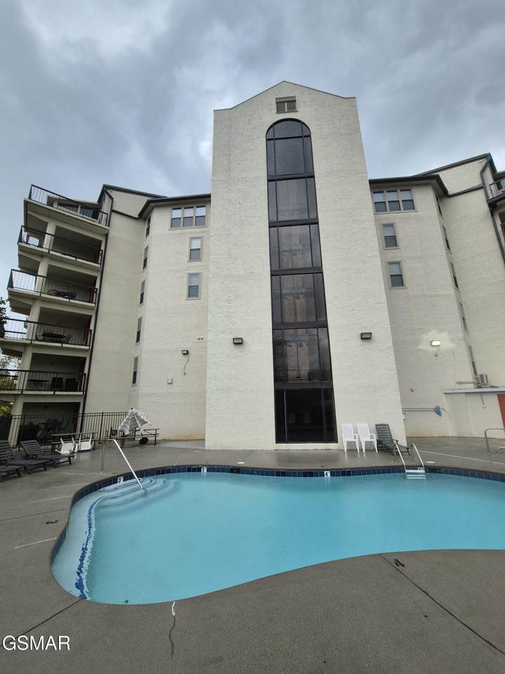 102 Baskins Creek Bypass - Photo 1