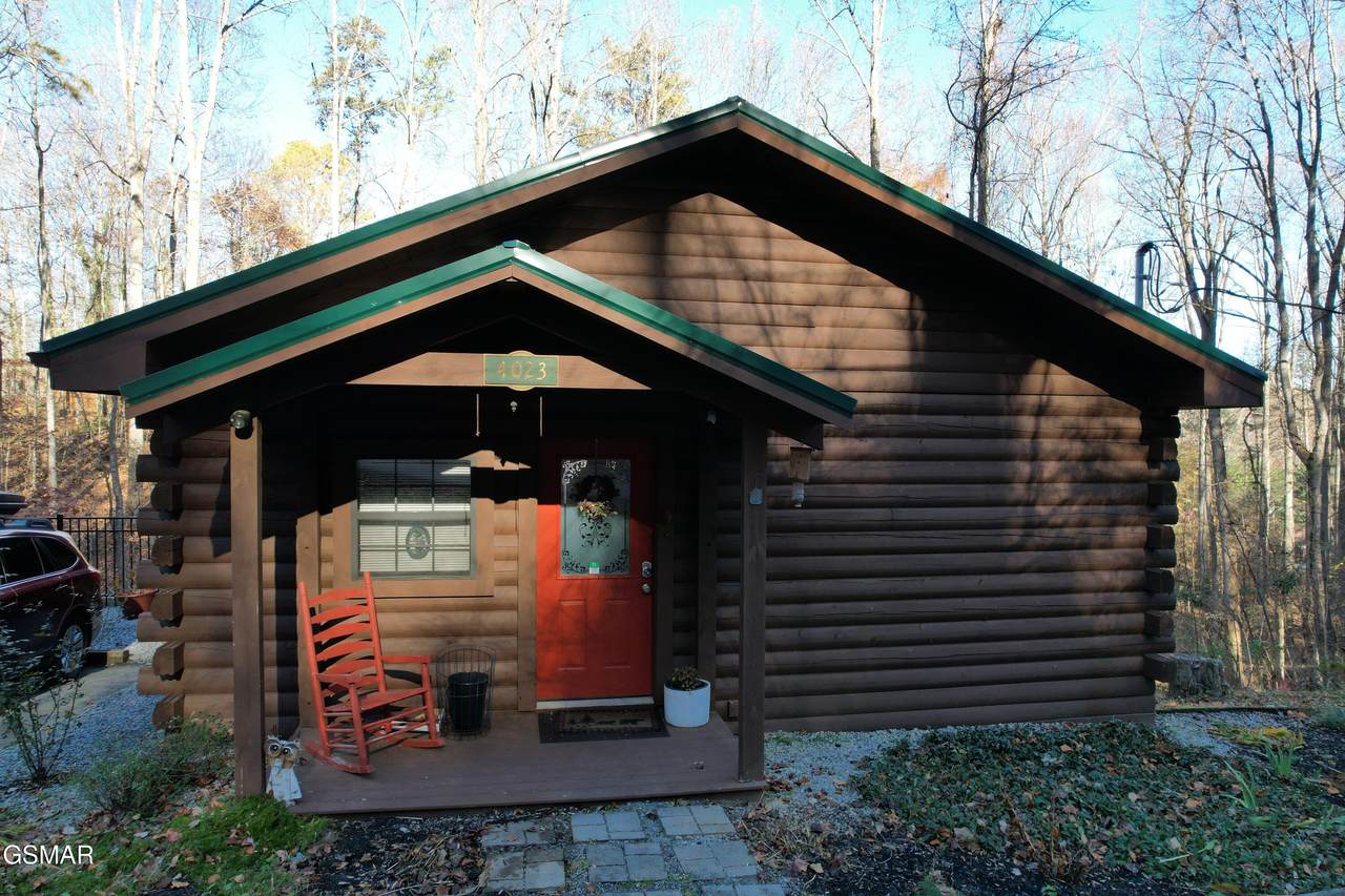 4023 Ole Smoky Way - Photo 1