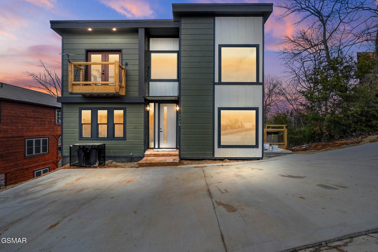 1568 Rainbow Ridge Way - Photo 1