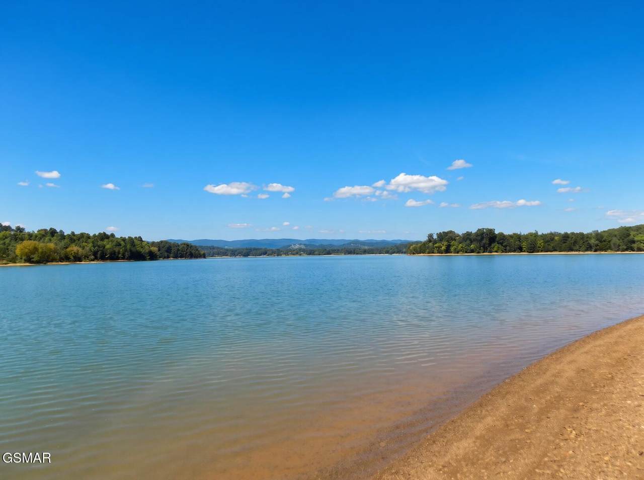 https://bt-photos.global.ssl.fastly.net/gsmar/1280_boomver_2_311325-2.jpg