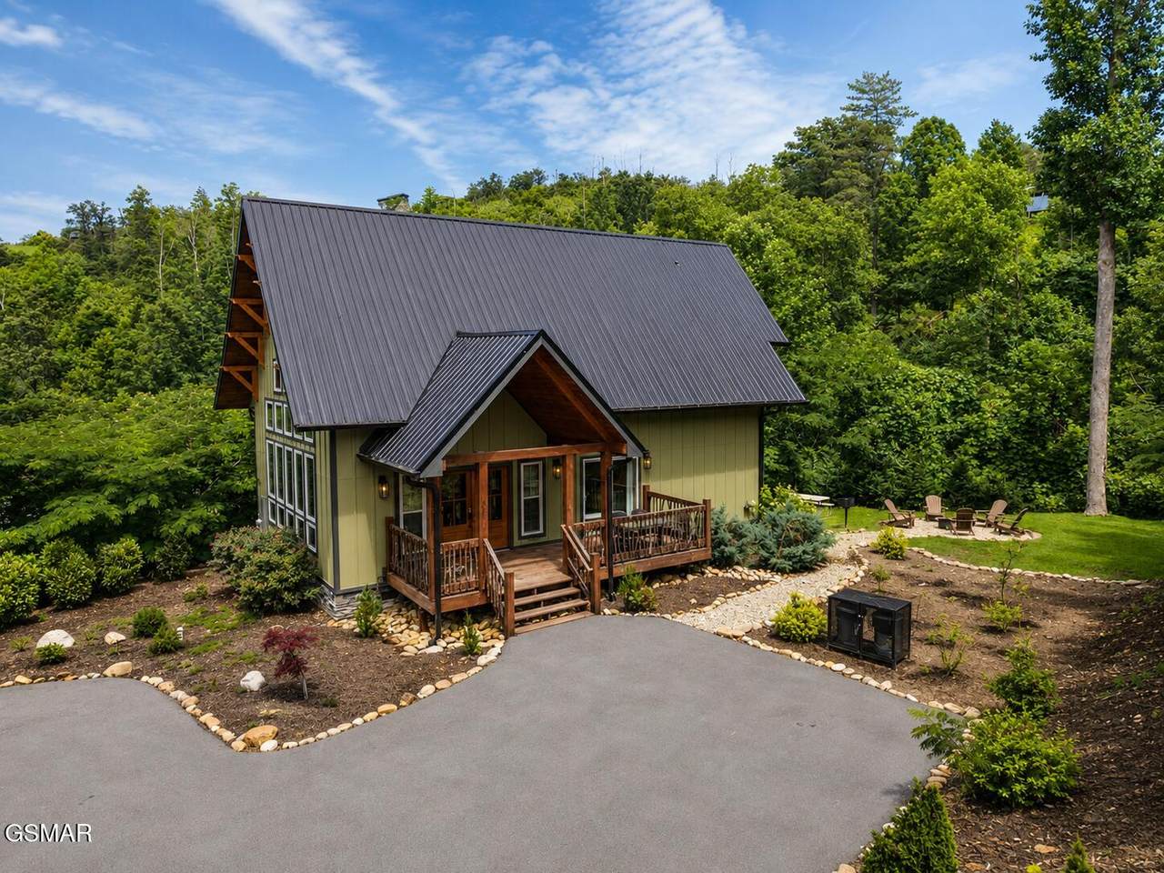 862 Crest View Drive - Photo 1