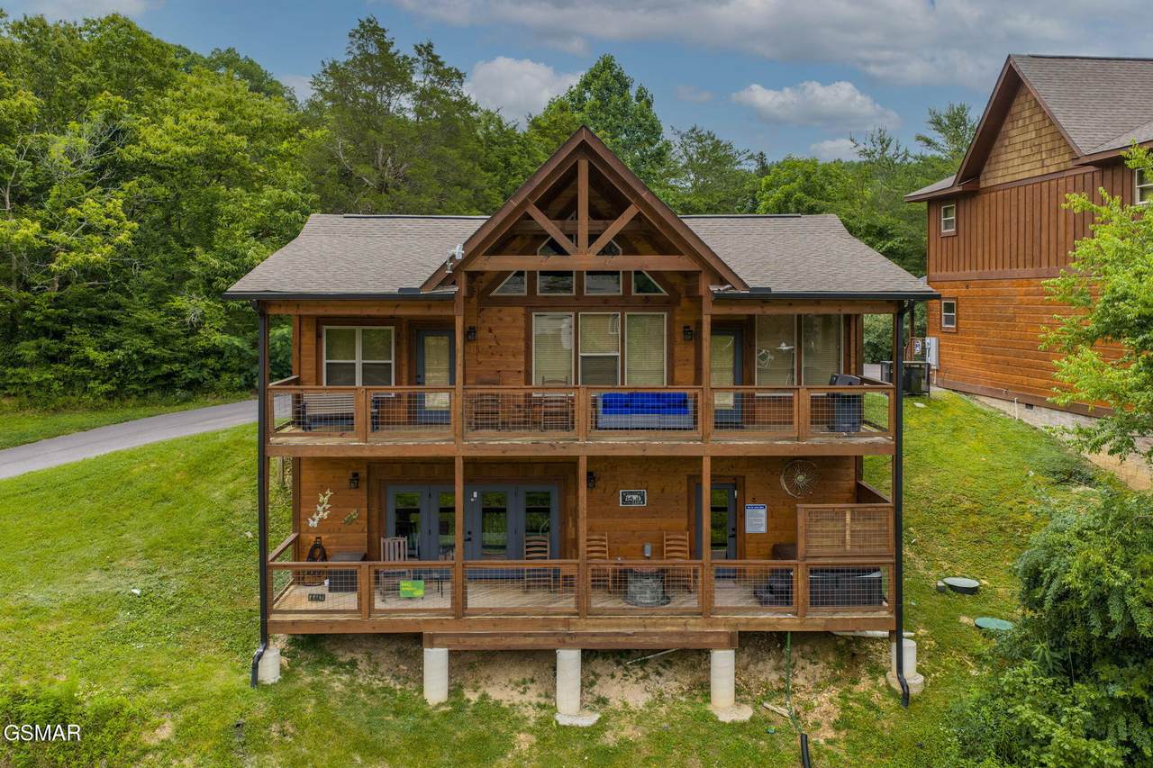 4442 Shangrila Way - Photo 1