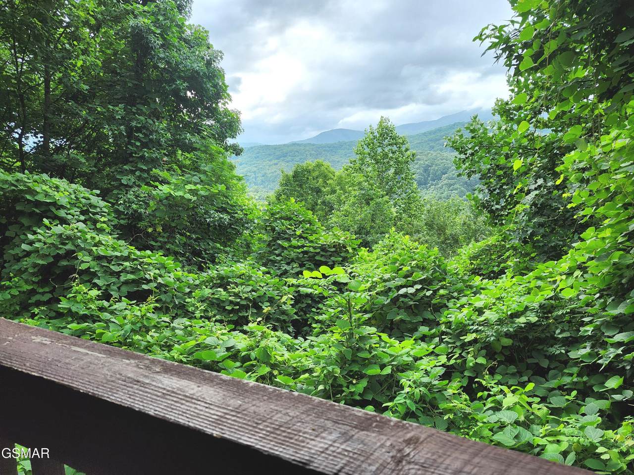 https://bt-photos.global.ssl.fastly.net/gsmar/1280_boomver_2_312558-2.jpg