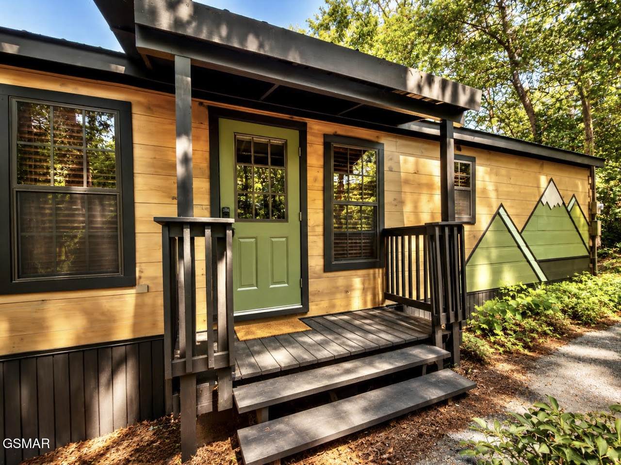1107 Ridgefield Drive - Photo 1