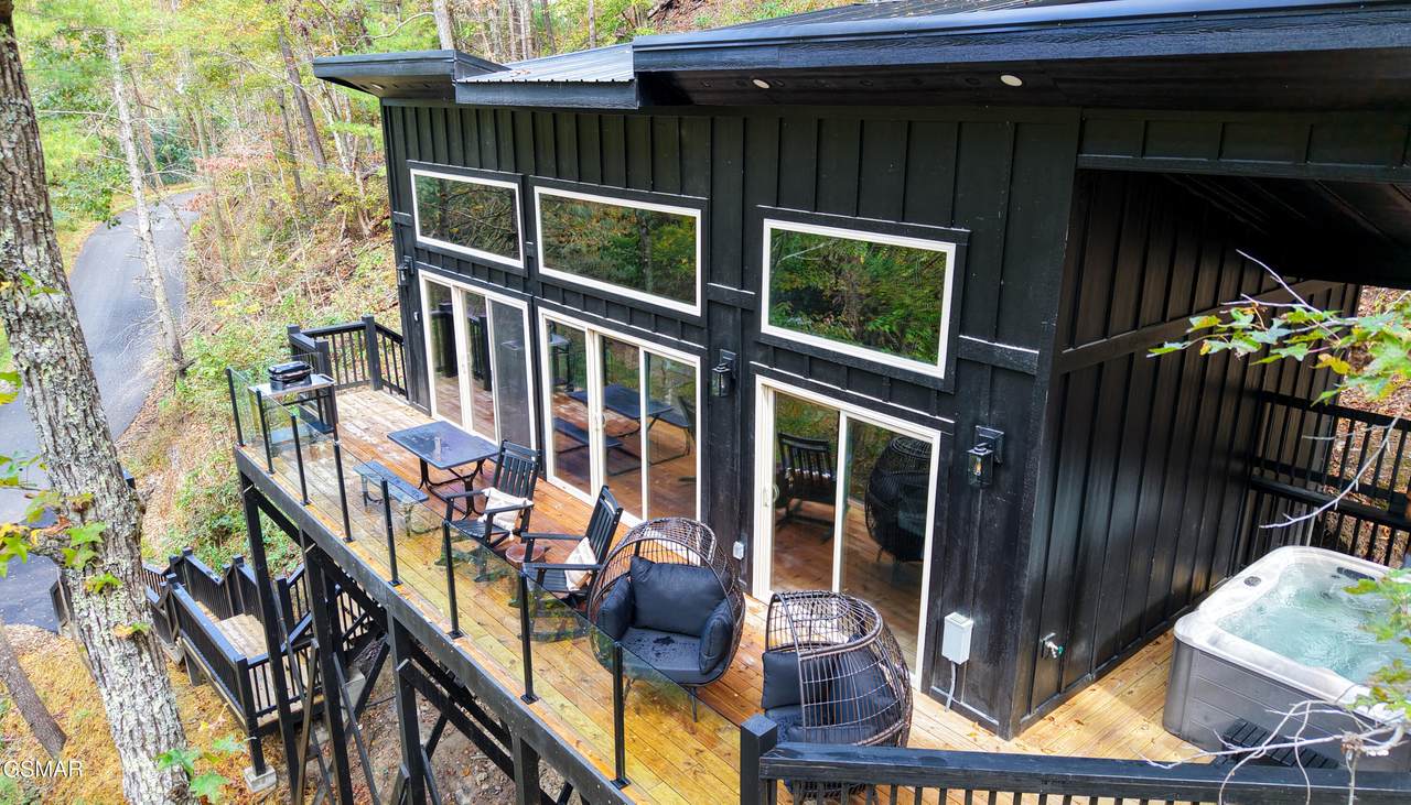 2338 Willow Lane - Photo 1