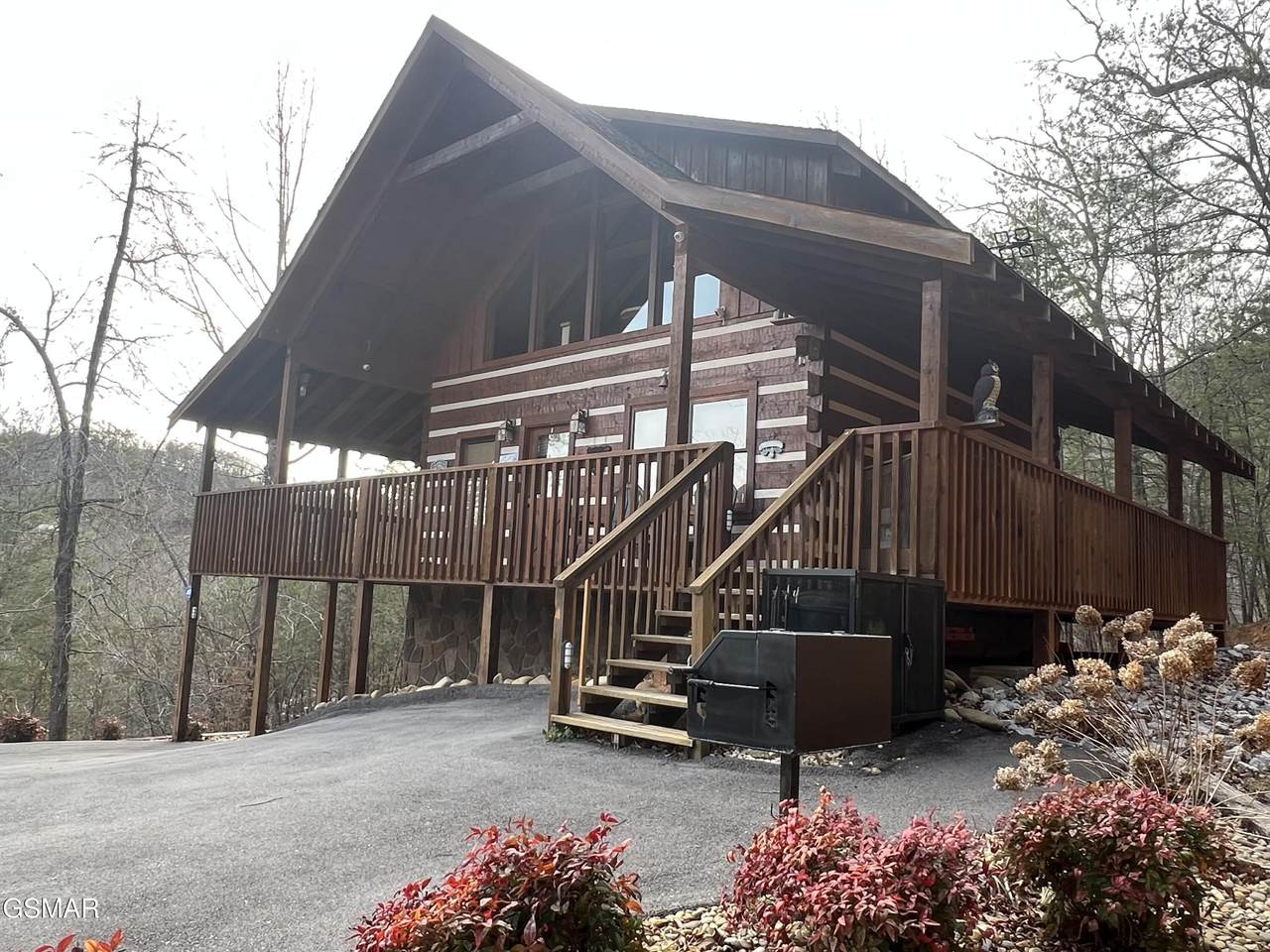 1554 Bear Valley Road - Photo 1