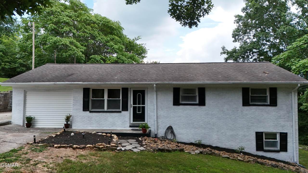 771 Commanche Drive - Photo 1