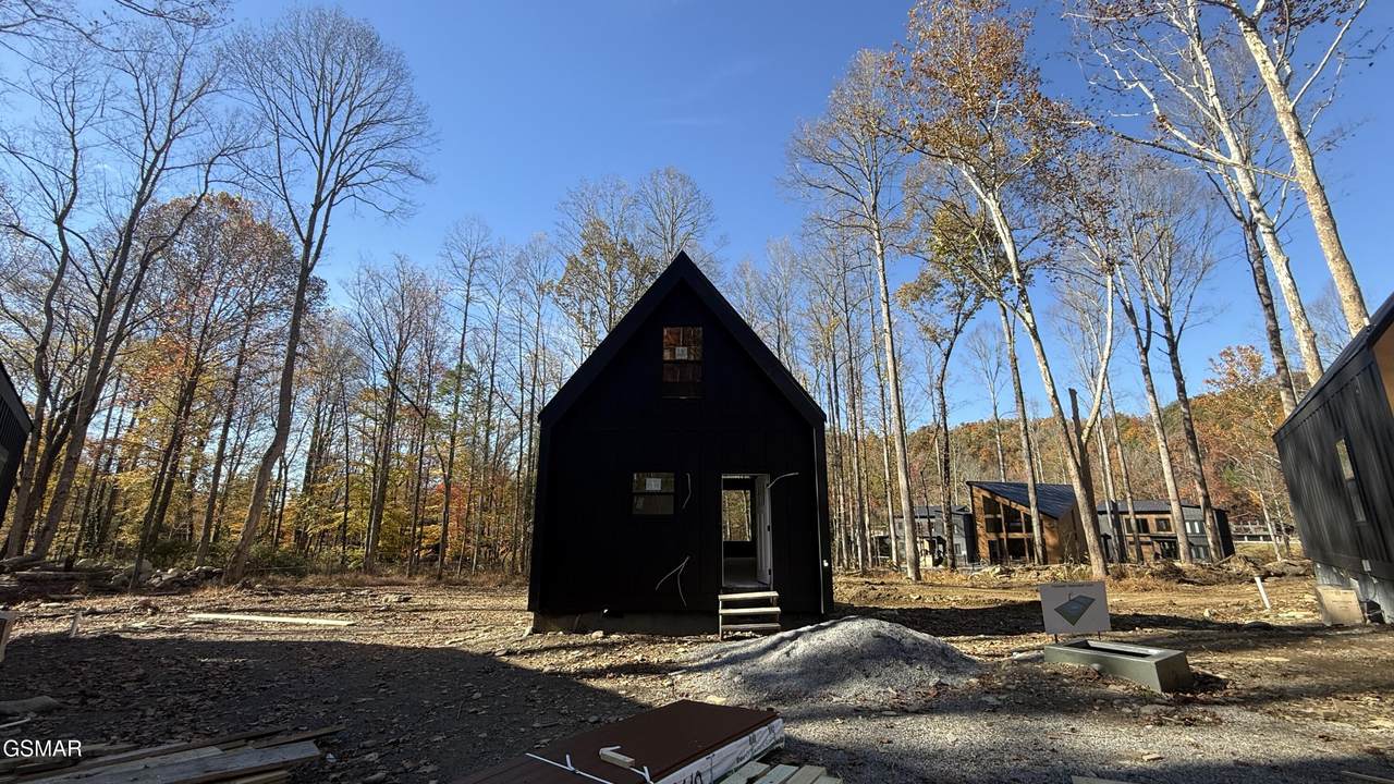 240 Braydens Way - Photo 1