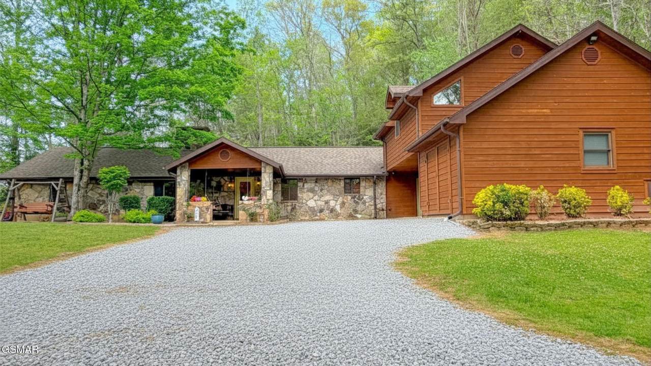 217 Seaton Drive - Photo 1