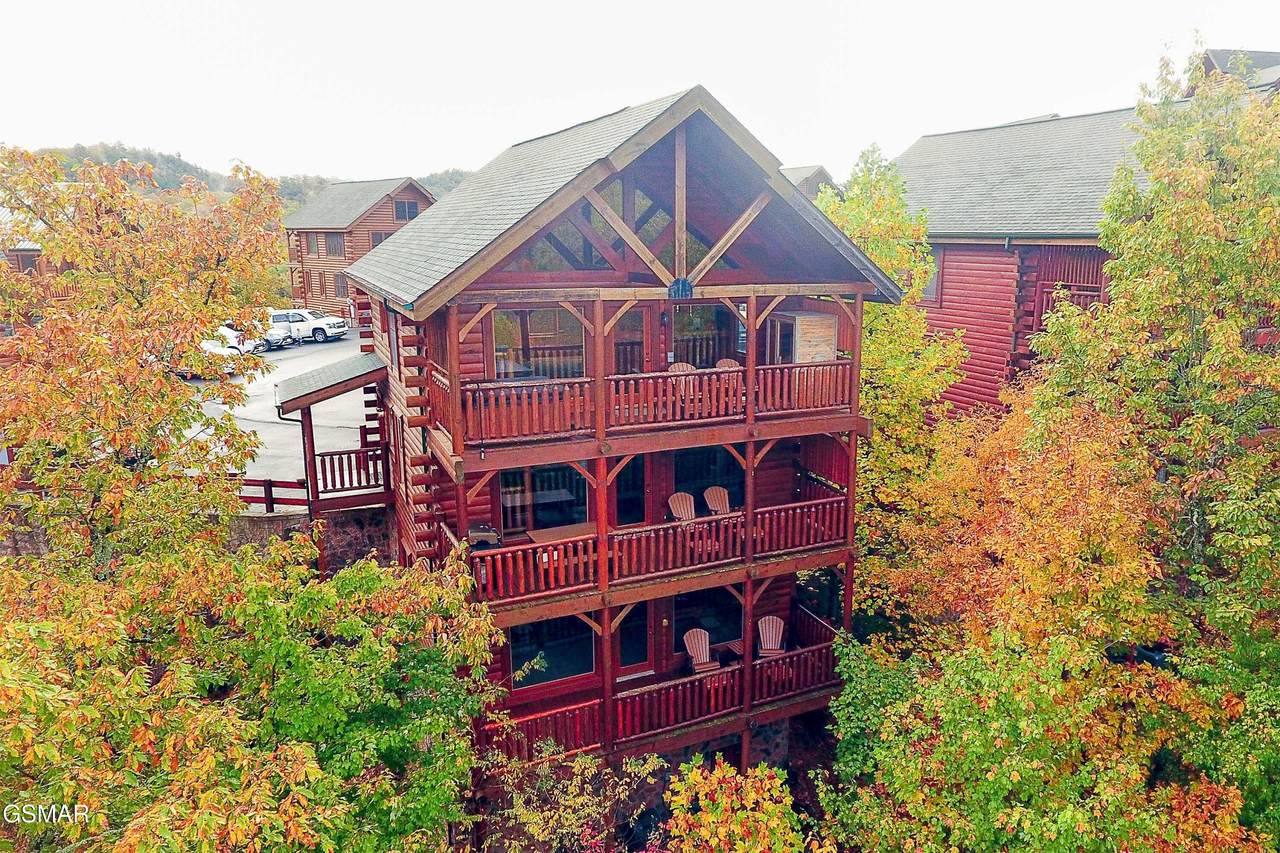 2867 White Oak Ridge Lane - Photo 1