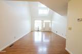 140 Matlock Avenue - Photo 2