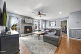 994 Smokey Mountain Queen Road - Photo 3