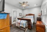 3014 Villas Creekside Drive - Photo 14