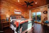 933 Foothills Drive - Photo 18