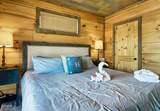 1010 Leslie Way - Photo 14