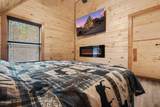 3321 Pine Peak Way - Photo 18