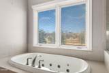 1811 Jordans Creek Way - Photo 34