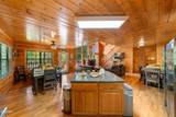 1642 Kissing Way - Photo 6
