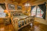 3385 Clear Valley Drive - Photo 47