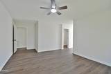 2913 Village Lane - Photo 16