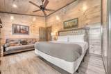 1153 Woodland Trek Lane - Photo 32