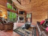 425 Hemlock Lane - Photo 5