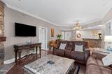 215 Woliss - Photo 5