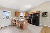 529 Hills Gate Circle - Photo 17