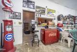463 Lovers Lane - Photo 40